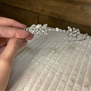 Silver Wedding Tiara/Rhinestone Bridal Headpiece  Accessory